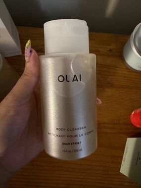 OUAI Silver Body Cleanser Dean Street